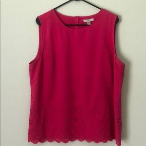 Roz & Ali Scalloped Sleeveless Blouse